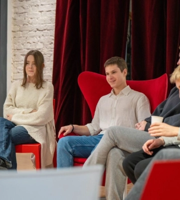 Dialog Hub проведет бесплатные лекции для подростков по сексуальному воспитанию Dialog Hub проведет бесплатные лекции для подростков по сексуальному воспитанию