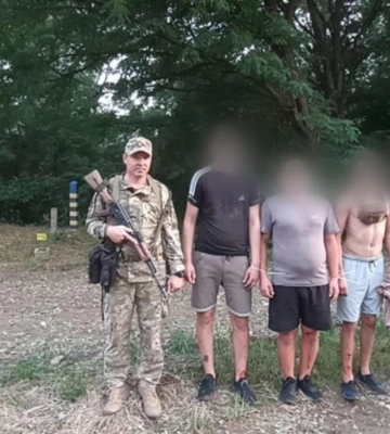 Кричуща новина: На Ужгородщині викрито схему незаконного переправлення ухилянтів до Словаччини — затримано організатора