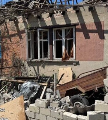Росіяни атакували Златопіль на Харківщині: одна загибла і десятеро постраждалих, зокрема дитина. ФОТОрепортаж (оновлено)