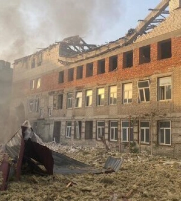 Росіяни атакували Златопіль на Харківщині: одна людина загинула та семеро постраждали