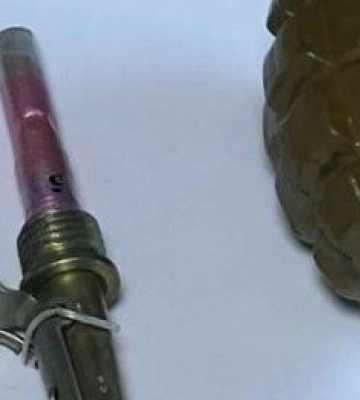 Граната на прилавку: на Львівщині повідомили про підозру чоловіку, який намагався "сховати" боєприпас Граната на прилавку: на Львівщині повідомили про підозру чоловіку, який намагався "сховати" боєприпас
