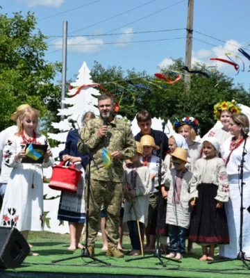 У Городку на фольклорному фестивалі зібрали 75 тисяч гривень на ЗСУ