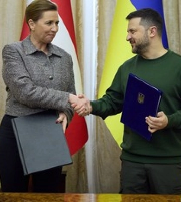 Зеленський і Фредеріксен обговорили дипломатичну ситуацію та шлях України до ЄС Зеленський і Фредеріксен обговорили дипломатичну ситуацію та шлях України до ЄС