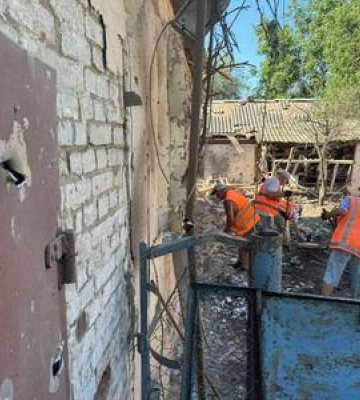 У Полтаві продовжують ліквідовувати наслідки ворожої атаки ФОТО