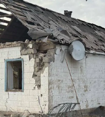 російська атака на Гуляйполе: подружжя отримало поранення, пошкоджено будинок