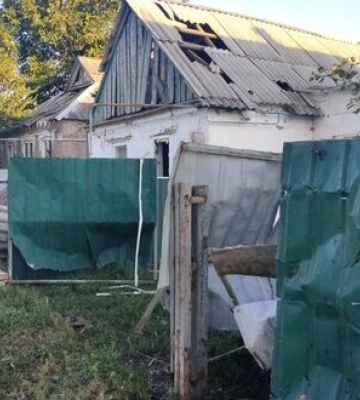 Доба на Донеччині: під ворожими ударами три райони, є жертви та руйнування. ФОТОрепортаж