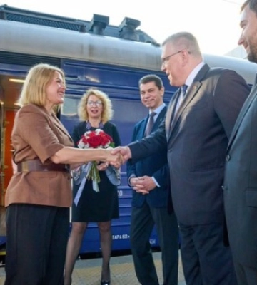 Прем’єрка Латвії прибула до Києва