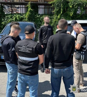 У Києві затримали підприємця, який за $20 000 обіцяв «зняти з розшуку» військовозобов’язаного у системі «Оберіг»
