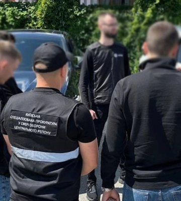 У Києві затримали підприємця, який за $20 000 обіцяв «зняти з розшуку» військовозобов’язаного у системі «Оберіг»