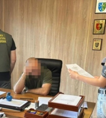 Ухилення від військової служби і шахрайство – повідомлено про підозри заступнику командира в/ч і молодшому сержанту