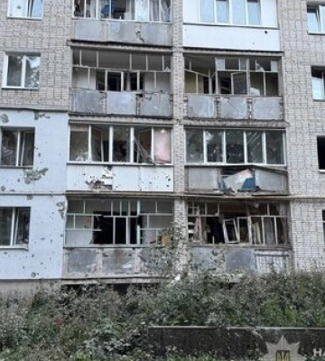 У Шостці після нічних ракетних ударів пошкоджено 11 багатоквартирних житлових будинків