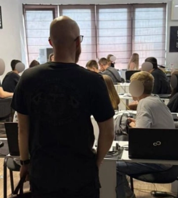 «Инвестиции» в криптовалюту: в Киеве разоблачили 15 мошеннических колл-центров
