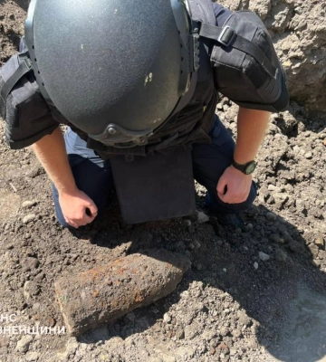 У Дубні під час земляних робіт виявили артилерійський снаряд часів Другої світової