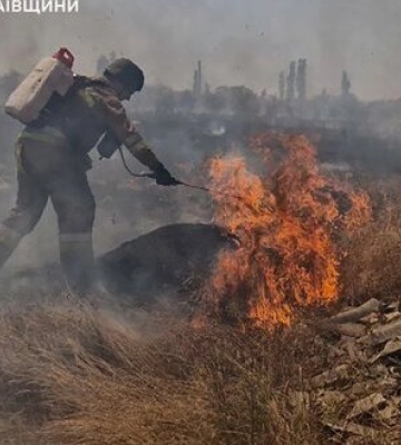 Росіяни завдали ракетного удару по Очакову, поранено чоловіка (оновлено). ВІДЕО+ФОТО