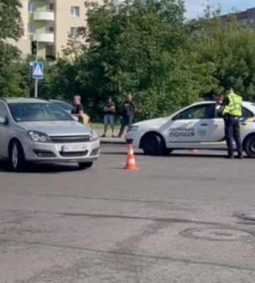 Луцьк накрила злива. Відео