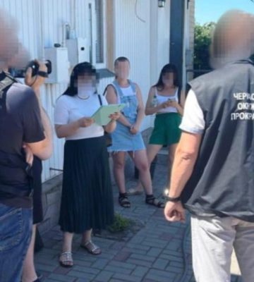 На Черкащині викрили ділка, який за гроші обіцяв «допомогу» в оформленні водійського посвідчення