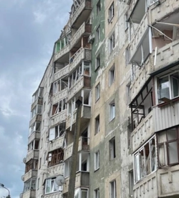 У Луцьку демонтують другу секцію житлового будинку на Озерецькій