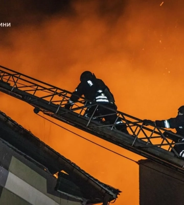 Вибухи чутно в Київській області: ворог атакує дронами