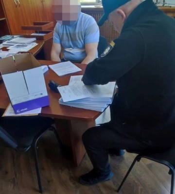 Топ-чиновники «УЗ» вкрали 22 млн грн зарплат залізничників