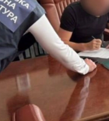На Буковині 10 посадовцям оголосили підозру через розтрату 10 мільйонів гривень