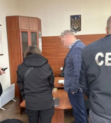 «Заробляли» на надбавках працівникам — у вінницькій філії підприємства Укрзалізниці розікрали понад 22 млн грн