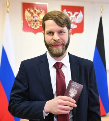 Американец, который шпионил в пользу России в Донецкой области, получил гражданство РФ и орден «ДНР»