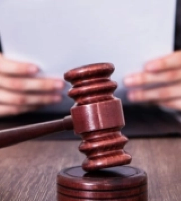 Прокуратура Закарпаття скерувала до суду обвинувальний акт стосовно екскерівниці Держгеокадастру
