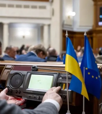 Рада сьогодні підтримала законопроєкт, який передбачає можливість тиску на журналістів Рада сьогодні підтримала законопроєкт, який передбачає можливість тиску на журналістів