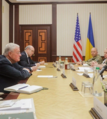 Шмыгаль встретился со спецпредставителем президента США Китом Келлогом