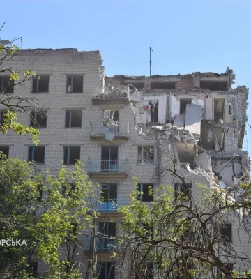 У ніч проти 17 липня росіяни били по Краматорську КАБами та «шахедами»: постраждало 7 осіб