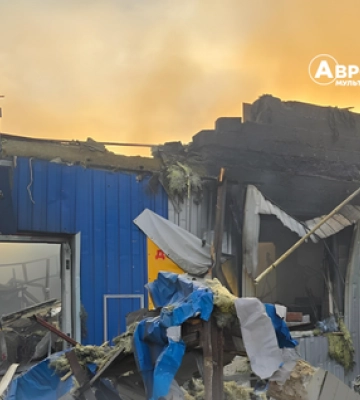 Росіяни завдали авіаудару по магазину полтавської мережі Аврора на Донеччині