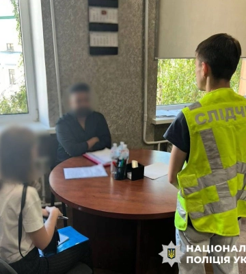 Допомагав за гроші складати іспити студентам-іноземцям - у Києві затримано спритника