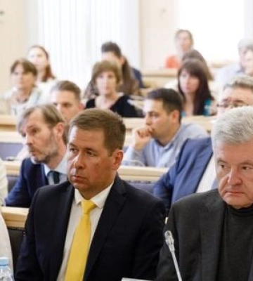 Порошенко у Верховному Суді: За незаконні санкції проти мене розрахувалися посадою прем’єра