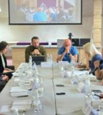 У Комітеті з питань економічного розвитку провели діалог щодо реформування ринку деревини У Комітеті з питань економічного розвитку провели діалог щодо реформування ринку деревини