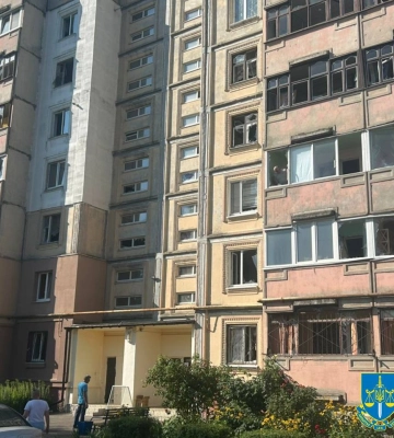 Фото обстреляного Чугуева опубликовали в прокуратуре: чим били по городу