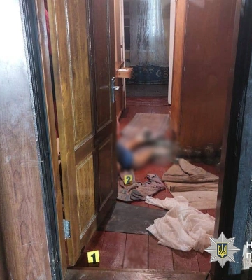 Понад 30 ударів ножем: на Черкащині неповнолітнього підозрюють у вбивстві чоловіка