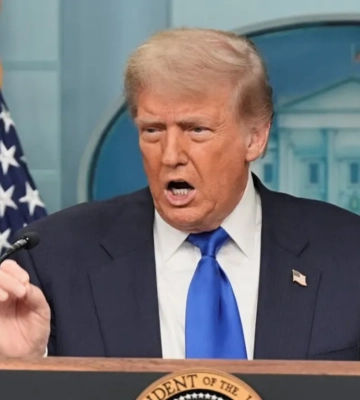 Трамп маневрує між Москвою та Києвом заради швидкого миру — The Times