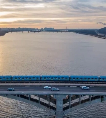Ремонт на мосту у Дніпрі: як зміниться рух транспорту