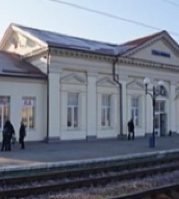 Потяги до Ужгорода знову курсують через Сваляву: відкрито продаж квитків