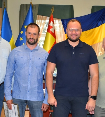 Луцькі рятувальники врятували трьох дітей на Стиру: їм вручили подяки
