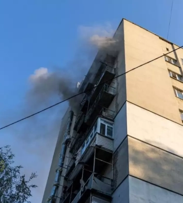 ЦПД: Росіяни поширюють фейк про те, що влучання в житлові будинки Харкова спричинила українська ППО