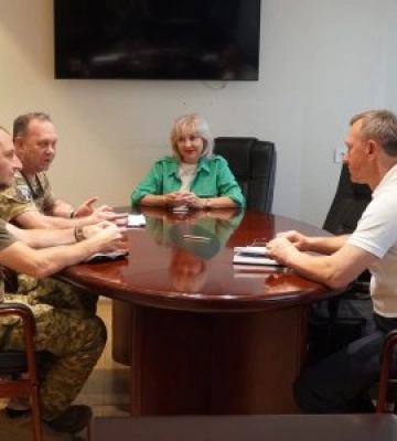 Міський голова Ужгорода Богдан Андріїв  зустрівся сьогодні із військовослужбовцями 128-ї окремої гірсько-штурмової Закарпатської бригади