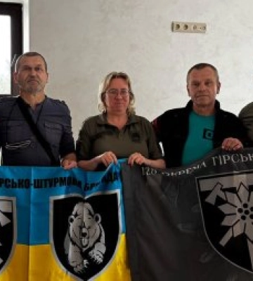 Двоє бійців Закарпатської 128-ї бригади повернулися з російського полону (ФОТО)