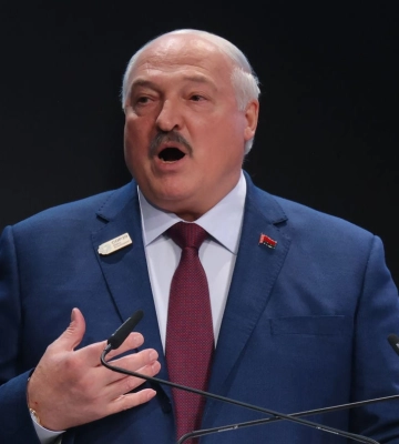 Ні кроку без бульби: Лукашенко змушує білорусів любити картоплю під загрозою штрафів