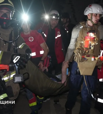 Внаслідок атаки на Одесу загинула людина, є постраждалі