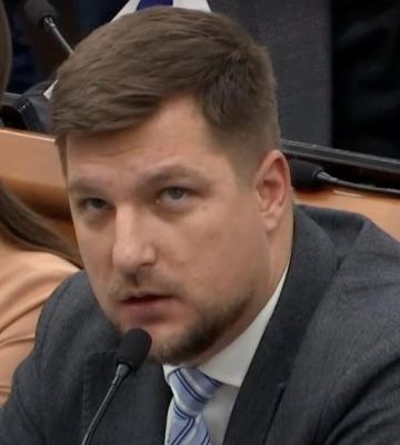 Побили батька ветерана і депутата Олександра Погребиського