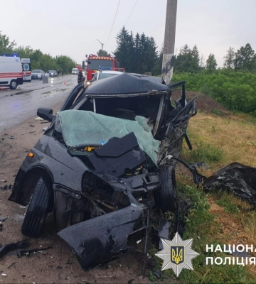 На Київщині внаслідок ДТП загинули водії-учасники та постраждав пасажир. ФОТО