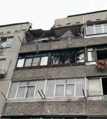 Массированная атака на Павлоград: повреждения получили пожарная часть и жилой дом