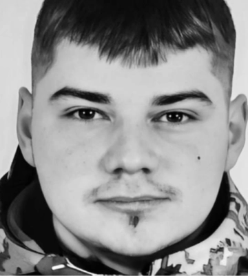 На кладовищі розділили весільний хліб: у громаді на Волині прощалися з молодим Героєм, який загинув на фронті