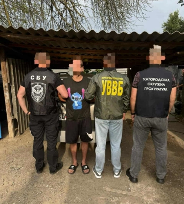 Човном через Тису до ЄС: на Ужгородщині правоохоронці блокували чергову схему переправлення військовозобов’язаних